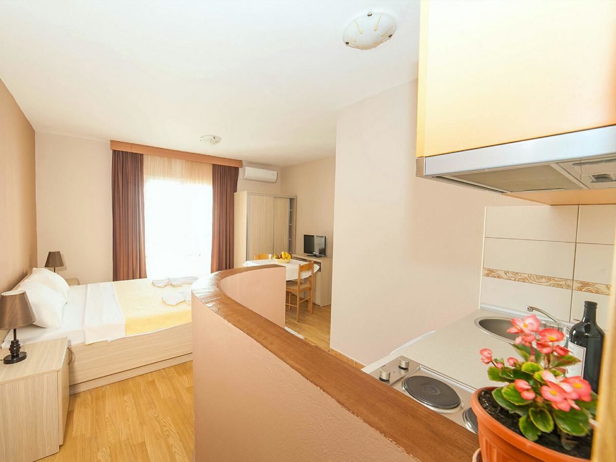 Гостевой дом Hana Accommodation Свети-Стефан-33
